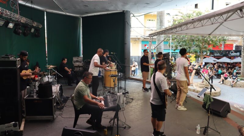 Sábado tem tributo a Rita Lee em Serra Negra